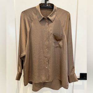 NWOT Aritzia Wilfred Relaxed Button Up Shirt